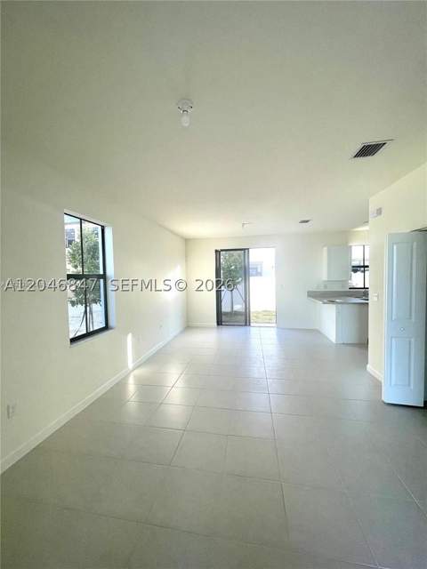 3338 W 112th St, Hialeah FL - photo 8 of 46
