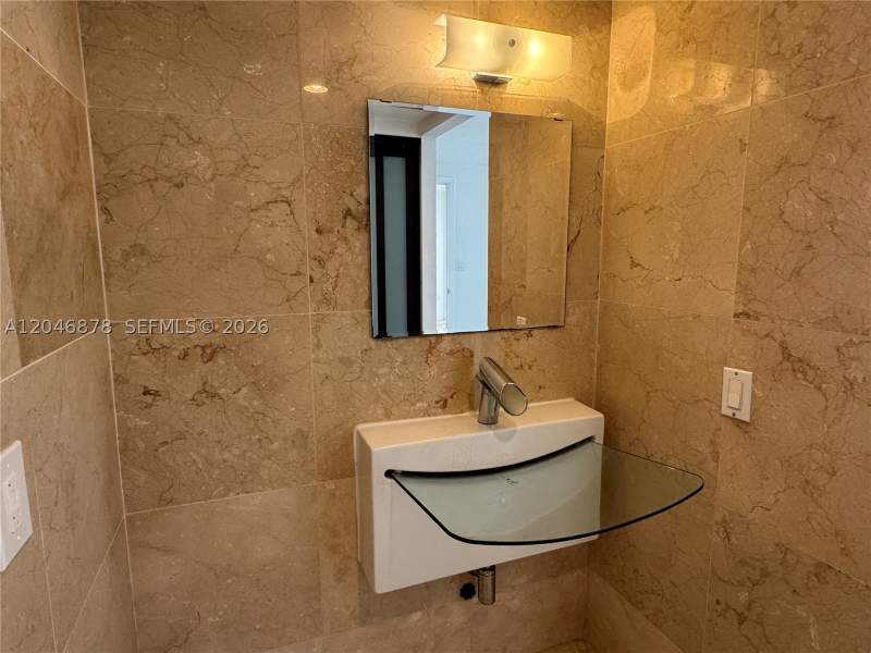1 bedroom Condominium at 1345 West Ave 202, Golden West Condo, Miami Beach — photo 4