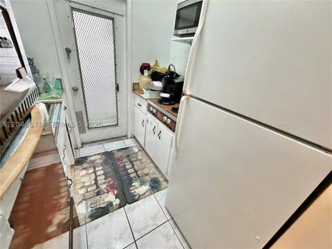 8132 Harding Ave 6, Miami Beach FL - photo 8 of 16