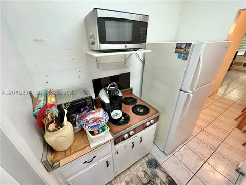 8132 Harding Ave 6, Miami Beach FL - photo 9 of 16