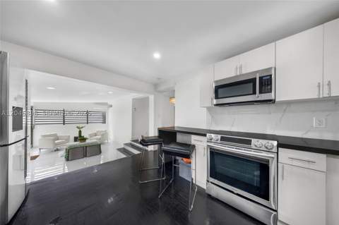 6541 SW 18th St, West Miami FL - photo 15 of 35