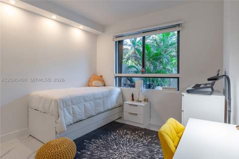 151 Crandon Blvd 122, Key Biscayne FL - photo 6 of 26