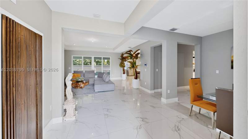 5 bedroom SingleFamilyResidence at 28909 SW 186th Ave, Vikings Steal Estates, Homestead — photo 5