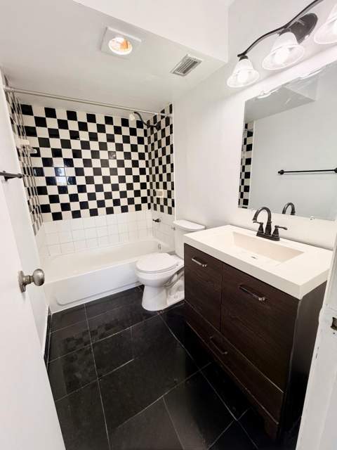 12500 NE 15th Avenue 516, North Miami FL - photo 20 of 26