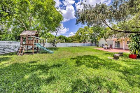 14630 SW 147th Ct, Miami FL - photo 22 of 26