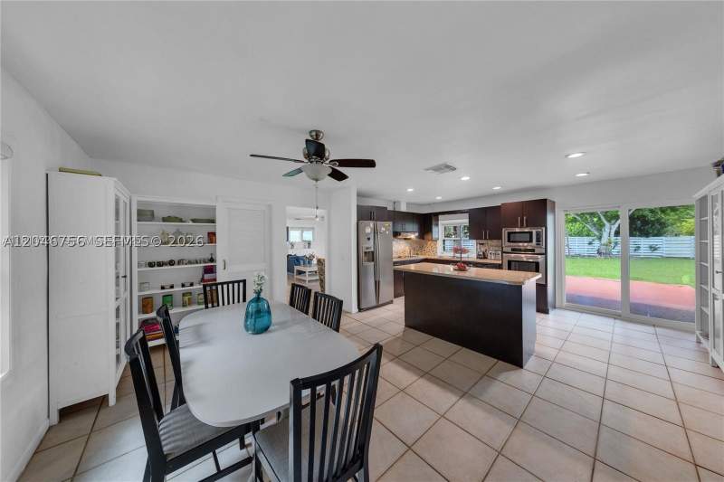 4 bedroom SingleFamilyResidence at 14630 SW 147th Ct, COUNTRY WALK SEC 3, Miami — photo 5
