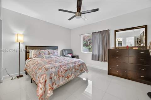 344 SW 3rd St, Florida City FL - photo 15 of 35