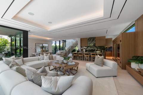 3045 N Bay Rd, Miami Beach FL - photo 15 of 47