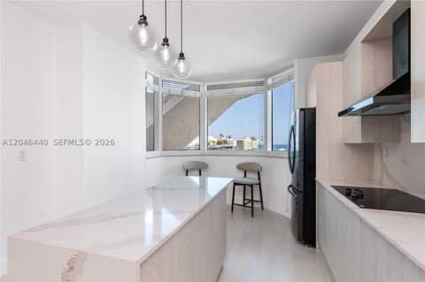 300 S Pointe Dr 907, Miami Beach FL - photo 15 of 82