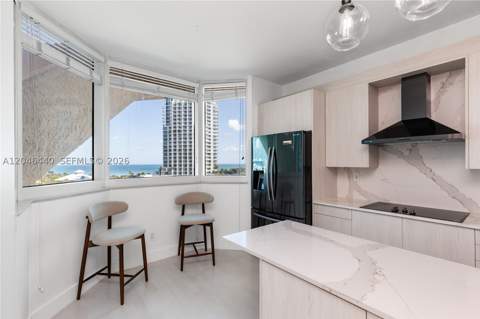 300 S Pointe Dr 907, Miami Beach FL - photo 16 of 82
