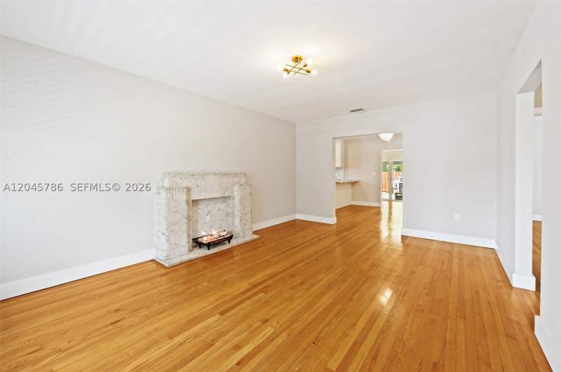 2 bedroom SingleFamilyResidence at 4355 SW 2nd St, Flagler Park Estates, Miami — photo 3