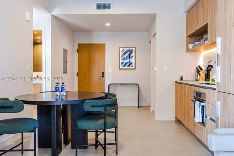 11 NE 6th St 2903, Miami FL - photo 9 of 37