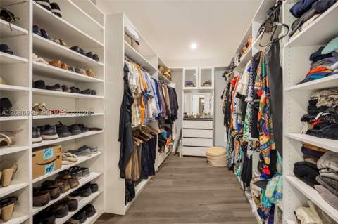 3303 Halissee St, Coconut Grove FL - photo 10 of 37