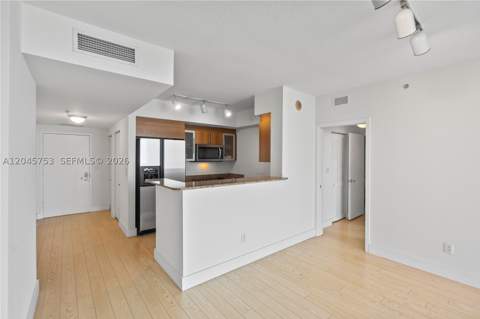 335 S Biscayne Blvd 3503, Miami FL - photo 11 of 40