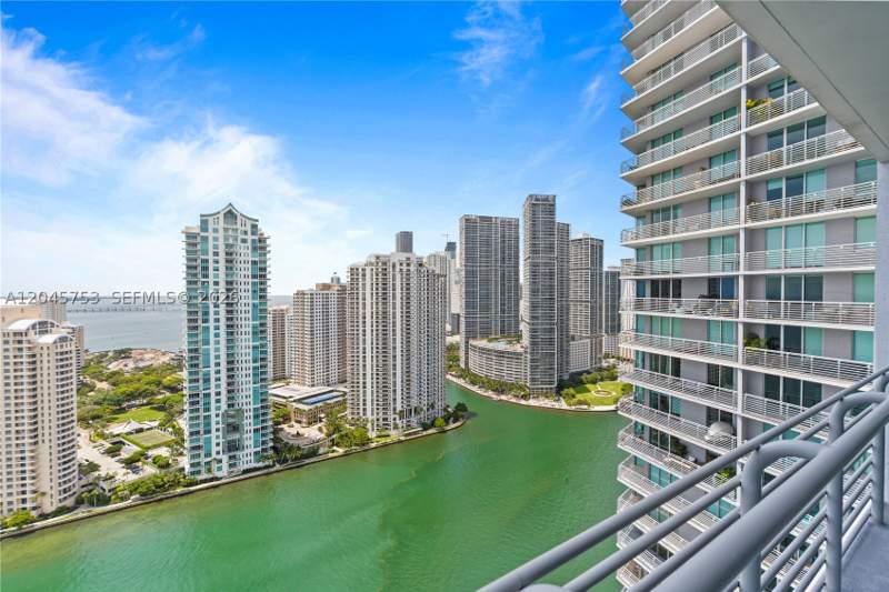 1 bedroom Condominium at 335 S Biscayne Blvd 3503, One Miami East Condo, Miami — photo 2