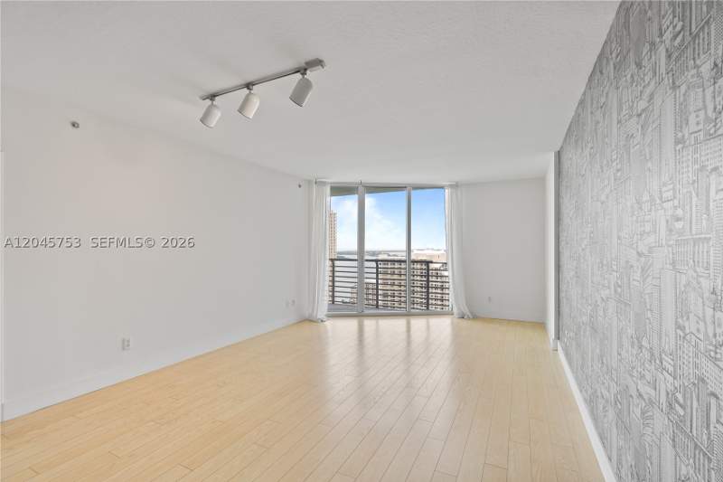1 bedroom Condominium at 335 S Biscayne Blvd 3503, One Miami East Condo, Miami — photo 4
