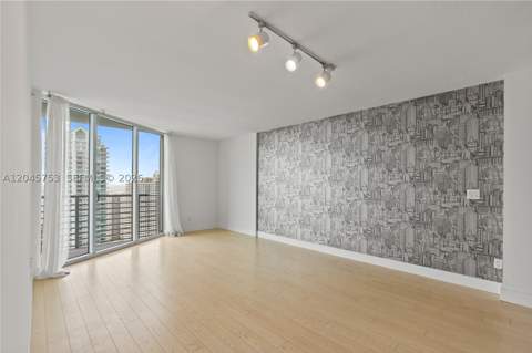 335 S Biscayne Blvd 3503, Miami FL - photo 6 of 40