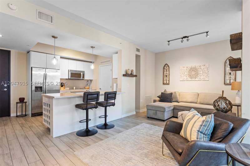 1 bedroom Condominium at 999 SW 1st Ave 2015, Nine At Mary Brickell Vil, Miami — photo 2