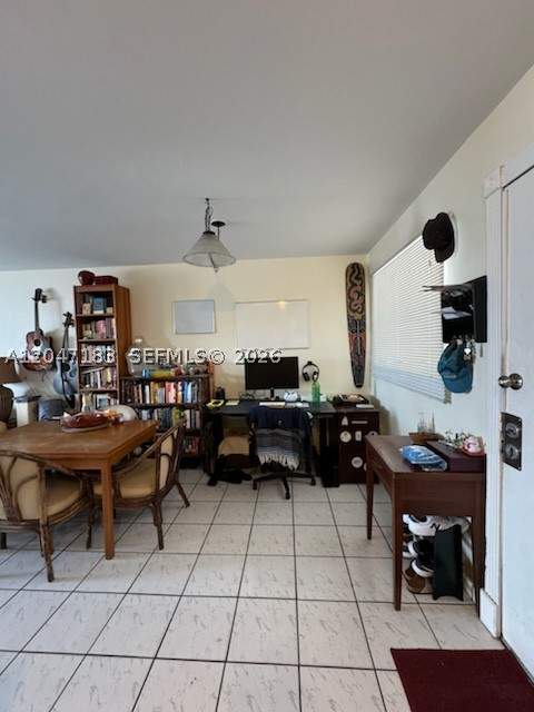 1 bedroom Condominium at 2000 Biarritz Dr 404, Normandy Place Condo, Miami Beach — photo 2