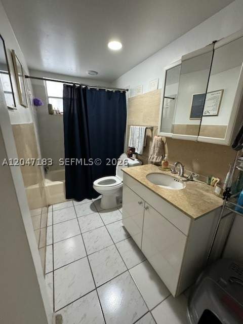 1 bedroom Condominium at 2000 Biarritz Dr 404, Normandy Place Condo, Miami Beach — photo 5