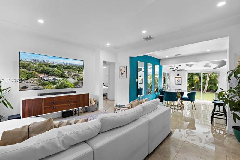2 bedroom SingleFamilyResidence at 794 NW 45th St, ARDSLEY SUB, Miami — photo 2