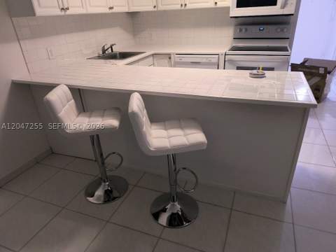 1228 West Ave 613, Miami Beach FL - photo 10 of 29