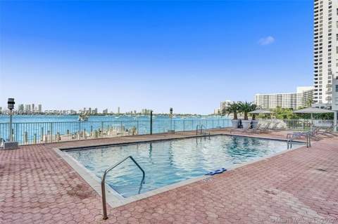 1228 West Ave 613, Miami Beach FL - photo 21 of 29
