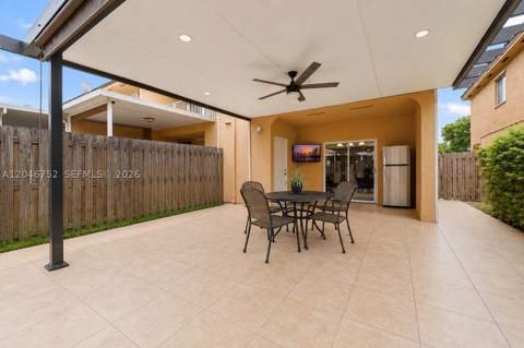 3539 W 76th St 6, Hialeah FL - photo 12 of 28