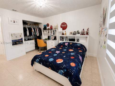 17324 NW 63rd Ave, Hialeah FL - photo 14 of 35