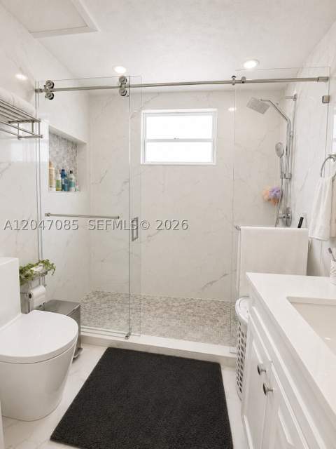 17324 NW 63rd Ave, Hialeah FL - photo 18 of 35