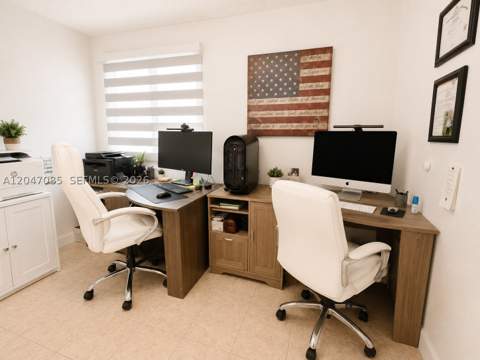 17324 NW 63rd Ave, Hialeah FL - photo 19 of 35