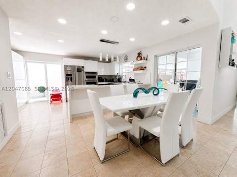 17324 NW 63rd Ave, Hialeah FL - photo 6 of 35