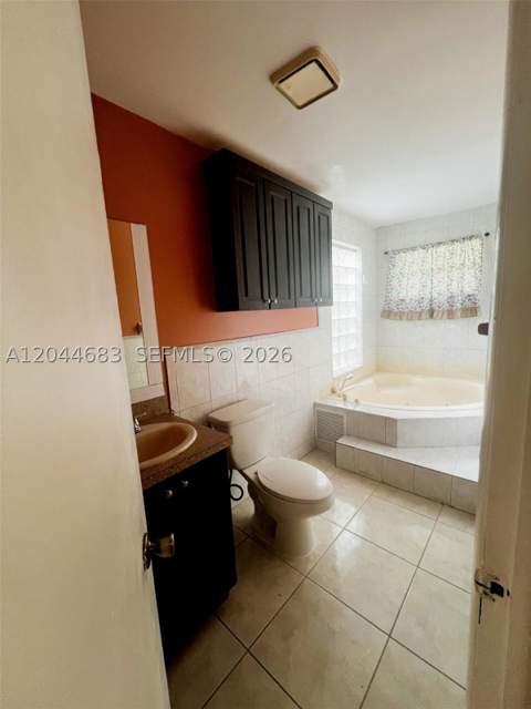 26080 SW 132nd Pl, Homestead FL - photo 9 of 17