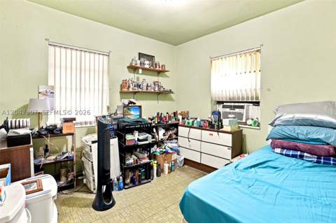 790 E 6th Pl, Hialeah FL - photo 8 of 14
