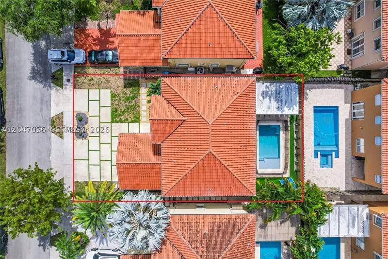 5 bedroom SingleFamilyResidence at 15877 SW 61st Way, Deer Creek Sub, Miami — photo 3