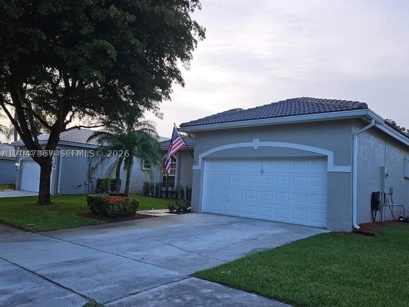 3 bedroom SingleFamilyResidence at 2635 SE 4th Pl, Keys-Gate No 1, Homestead — photo 2