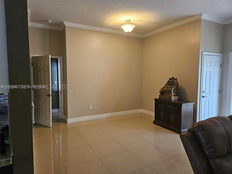 3 bedroom SingleFamilyResidence at 2635 SE 4th Pl, Keys-Gate No 1, Homestead — photo 5