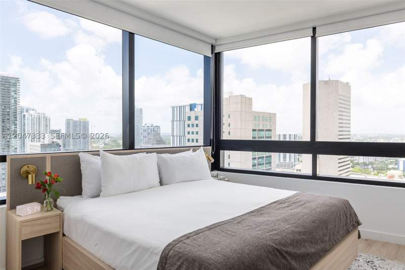 2 bedroom Condominium at 225 N Miami Ave 3412, District 225, Miami — photo 3