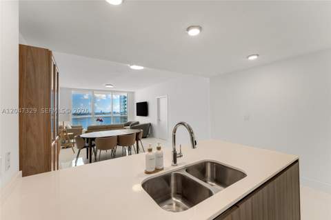 600 NE 27th St 2904, Miami FL - photo 14 of 36