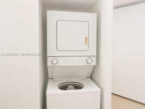 8870 Fontainebleau Blvd 106, Miami FL - photo 19 of 31