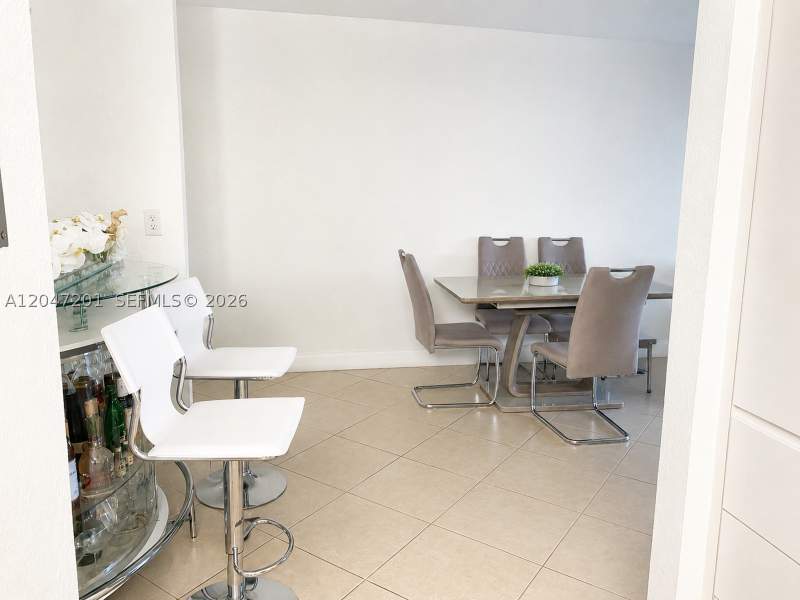 2 bedroom Condominium at 8870 Fontainebleau Blvd 106, San Marco, Miami — photo 4