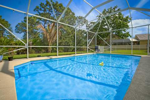 7004 SE Twin Oaks Circle, Stuart FL - photo 6 of 38
