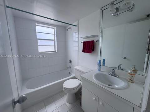 1725 W 60th St F222, Hialeah FL - photo 14 of 24