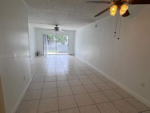 1725 W 60th St F222, Hialeah FL - photo 9 of 24