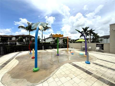 4605 NW 83rd Path, Doral FL - photo 20 of 30