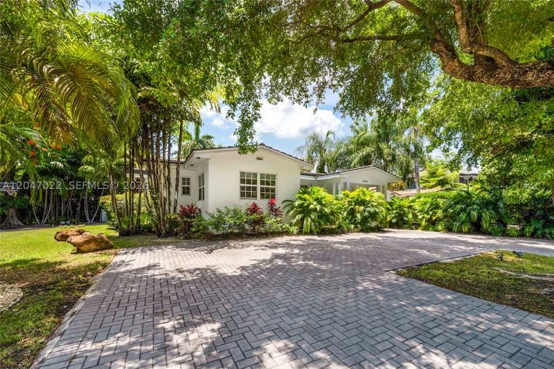 3 bedroom SingleFamilyResidence at 4444 Ingraham Hwy, Coconut Grove Manor, Coral Gables — photo 5