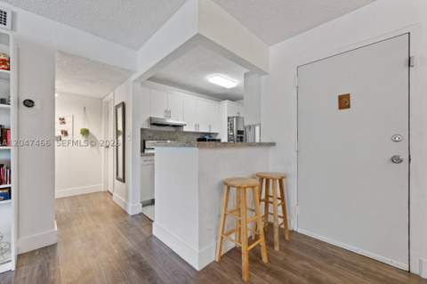 10381 N Kendall Dr M8, Miami FL - photo 15 of 30