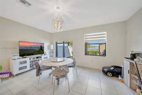 11295 W 34th Way, Hialeah FL - photo 21 of 62