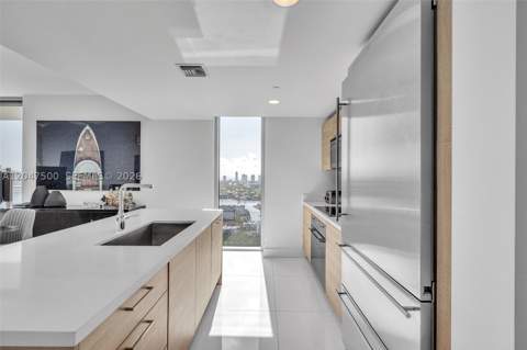 16385 Biscayne Blvd 2707, North Miami Beach FL - photo 20 of 38