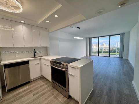 3675 N Country Club Dr 2007, Aventura FL - photo 10 of 51